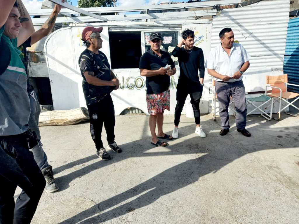 Avanza el ordenamiento de los puestos de venta de productos de mar en el Puerto&nbsp;Rawson