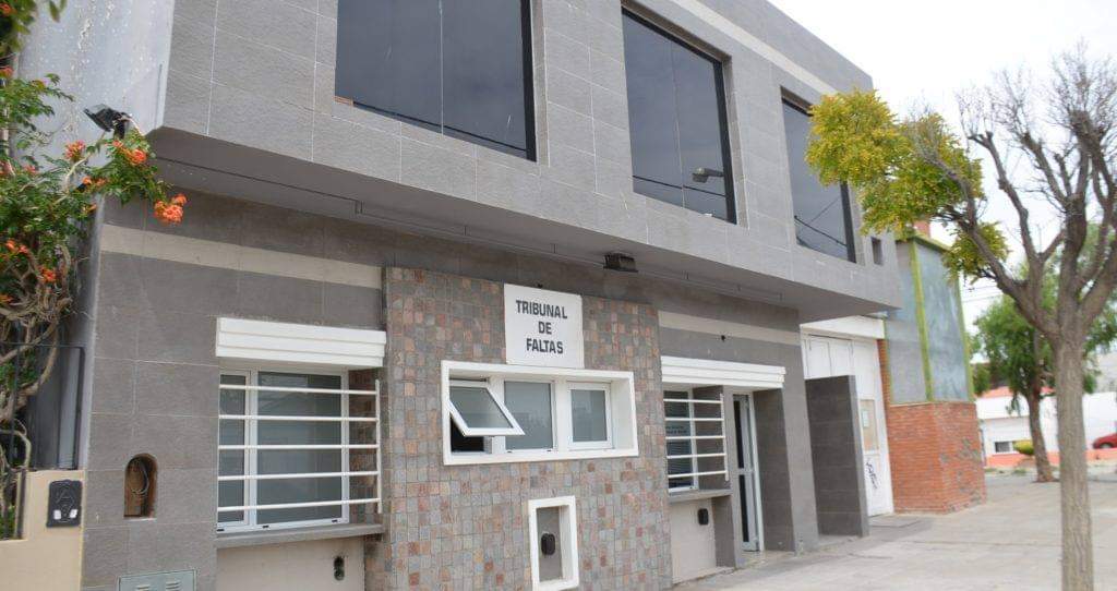 terrenos baldíos Trelew, limpieza de terrenos, ordenanza municipal, Tribunal de Faltas Trelew, Coordinación de Ambiente Trelew, malezas en terrenos, escombros en predios, normativa municipal, inspecciones Trelew, sanidad pública, estética urbana, seguridad pública, multas por terrenos baldíos, basura acumulada, mantenimiento urbano