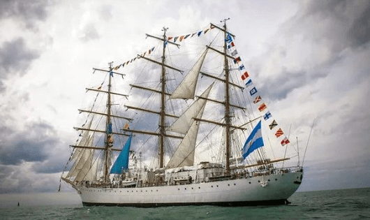 La Fragata Libertad comenzó nuevo viaje de&nbsp;instrucción