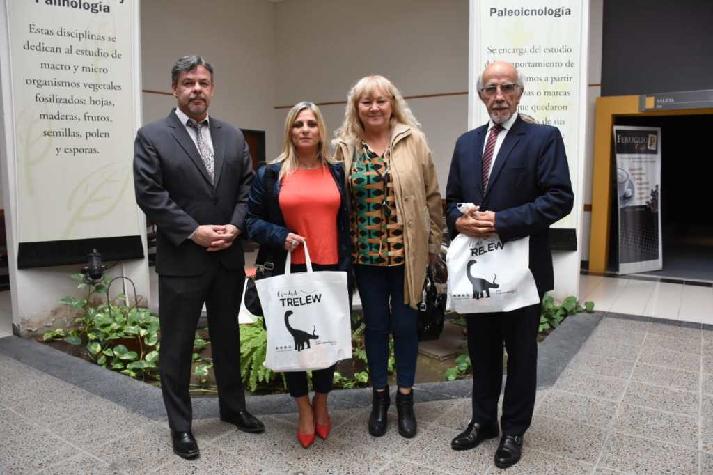 El EnTreTur entregó presente a las autoridades de la Federación Argentina de Colegios de&nbsp;Abogados