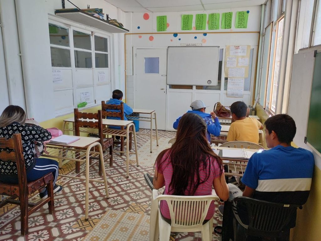 Las clases gratuitas municipales de apoyo escolar alcanzaron a más de 300&nbsp;jóvenes