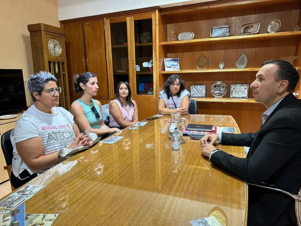 Maderna se reunió con afiliadas y dirigentes de ATECh para evaluar la situación habitacional del&nbsp;sector