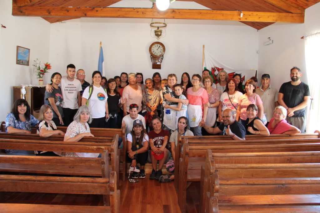 Promocionan Dolavon con servicio de Té Gales y recorridos por museos 