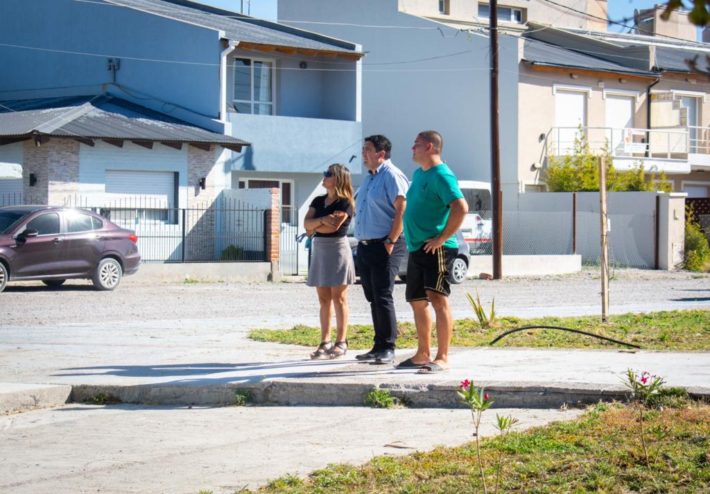 Avanzan los trabajos de forestación en la plaza “Ronald Guerra” en Playa&nbsp;Unión