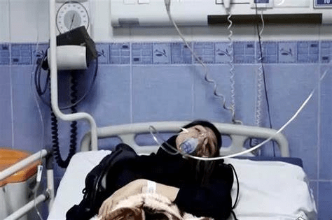 Primeros arrestos en Irán por el envenenamiento de niñas en&nbsp;escuelas