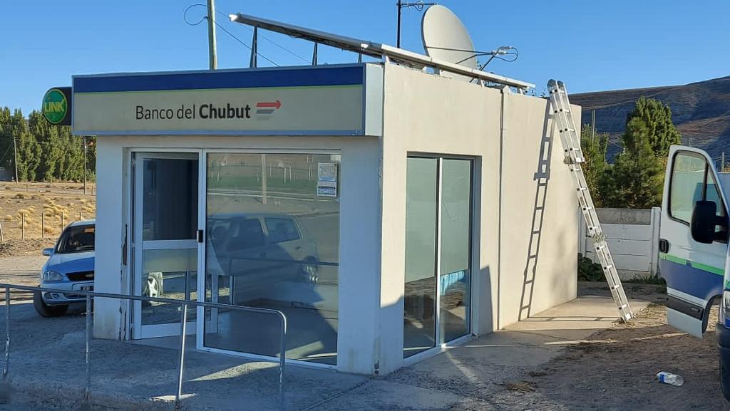 Banco del Chubut colocó paneles solares en 23 cajeros del&nbsp;interior