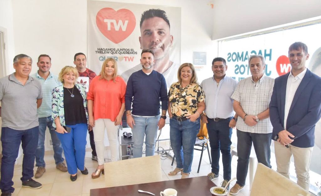 Leila lloyd Jones y Mamet se reunieron de cara a las elecciones de&nbsp;abril