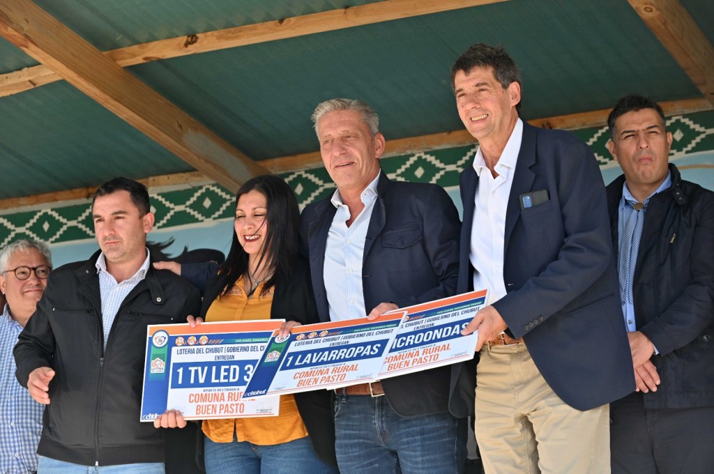 Aportes y anuncios de obras para Buen Pasto durante el acto central de la 2° Fiesta Provincial del&nbsp;Pialador