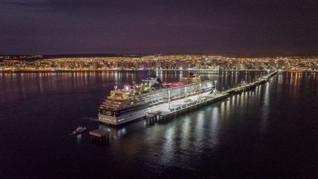 Temporada de Cruceros: El Celebrity Infinity llegó a Puerto&nbsp;Madryn
