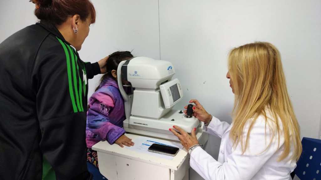 Salud: El “Programa Mirarnos” ya entregó más de 500 pares de anteojos en&nbsp;Chubut