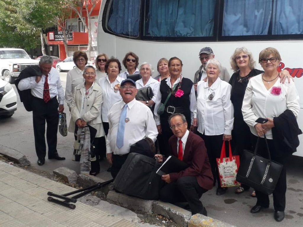 El Coro Municipal de Adultos Mayores de Trelew ‘We Piuké’ actuó en el cierre de las 32° Olimpiadas de la Tercera&nbsp;Edad