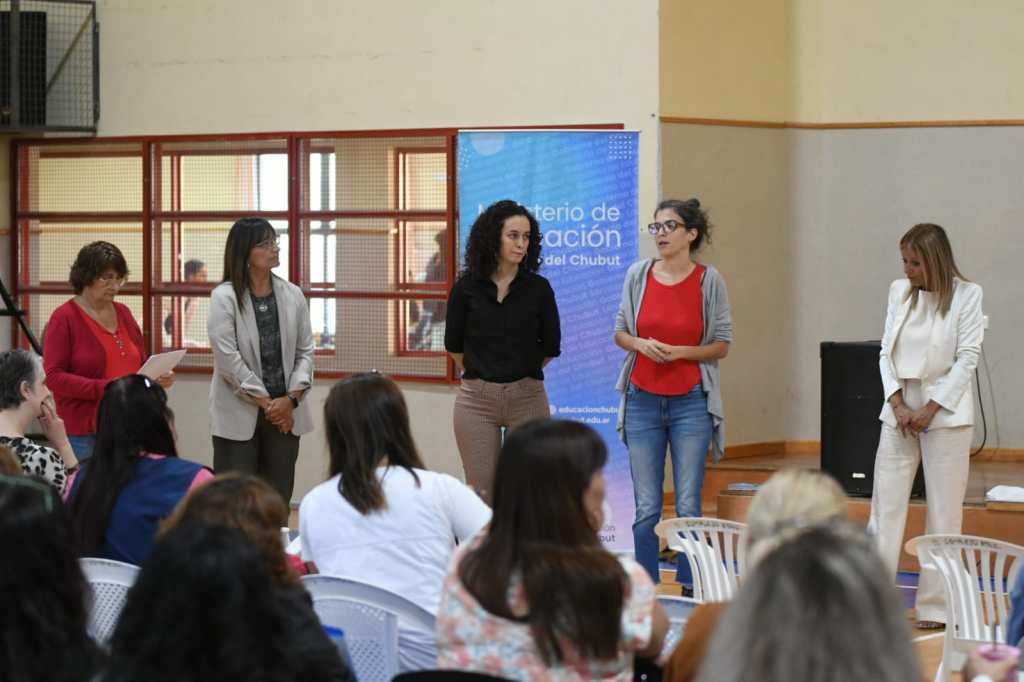 Libros Para Aprender: Nación brindó capacitación a directivos de Rawson, Trelew y Puerto&nbsp;Madryn