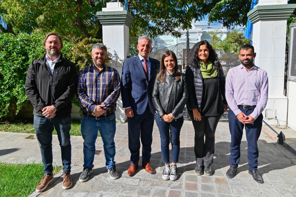 Arcioni recibió a Fernanda Raverta, directora Ejecutiva de la&nbsp;ANSES