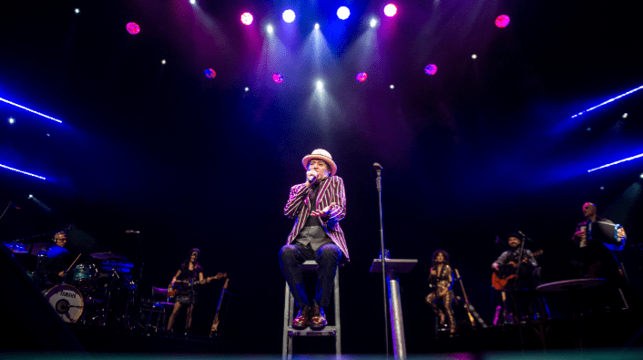 Joaquín Sabina en un regreso por «Calle&nbsp;Melancolía»