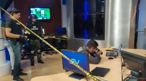 Ecuador | Cinco periodistas recibieron sobres con&nbsp;explosivos