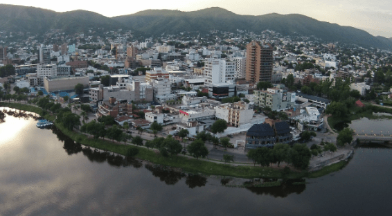 Villa Carlos Paz tuvo una ocupación del 70% durante el fin de semana&nbsp;largo