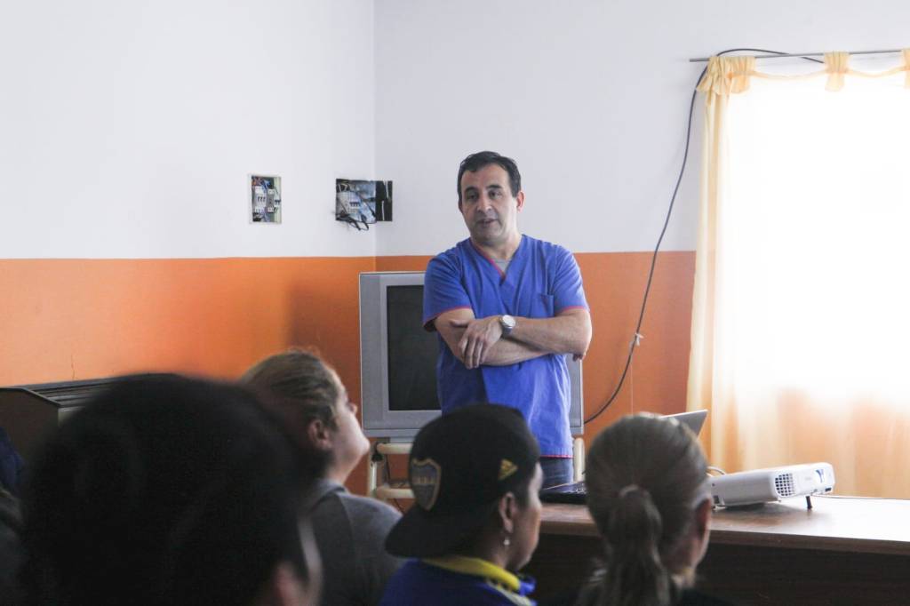 “Veterinaria en tu barrio”: se realizó en el Centro Comunitario del Área 16 charla sobre tenencia responsable de&nbsp;mascotas