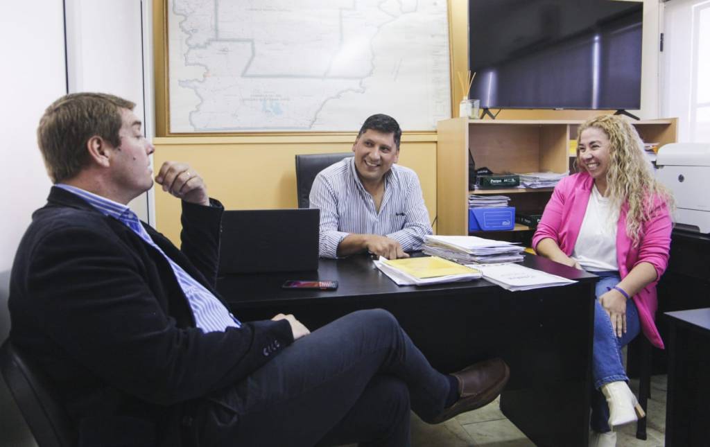 Biss y Cendra se reunieron con el ministro de Desarrollo Social de Provincia para proyectar trabajos en&nbsp;conjunto