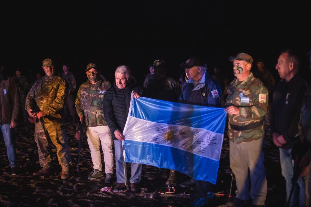 Emotiva e histórica recreación en la costa de Playa Unión de la “Operación Georgias”, a 41 años de la Guerra de&nbsp;Malvinas