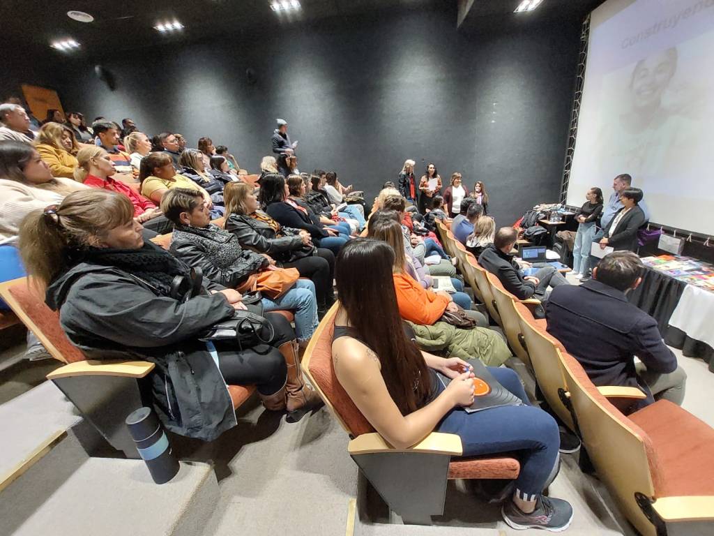 El Gobierno Provincial acompaña la implementación de la Ley Micaela en&nbsp;Sarmiento