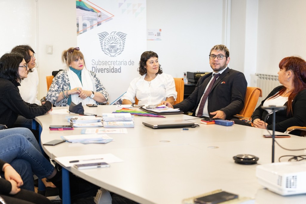 Salud y Diversidad: Chubut participó de una mesa de trabajo en Ushuaia, donde se destacó su experiencia en materia de&nbsp;derechos