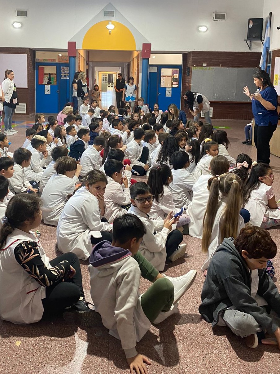 El Gobierno Provincial realiza actividades de promoción y prevención de la salud bucal en escuelas de Rada&nbsp;Tilly