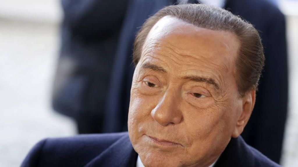 Berlusconi responde al tratamiento contra la leucemia de manera «progresiva y&nbsp;constante»