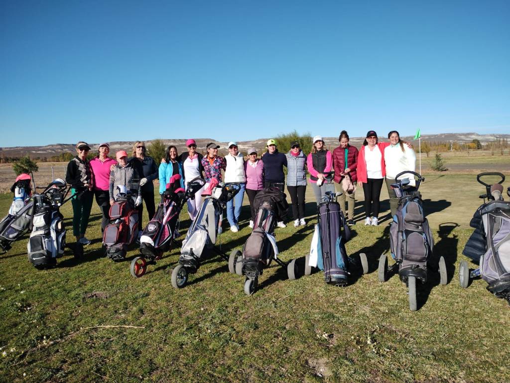 Continúa el 2° Abierto Patagónico de Damas de Golf en&nbsp;Trelew