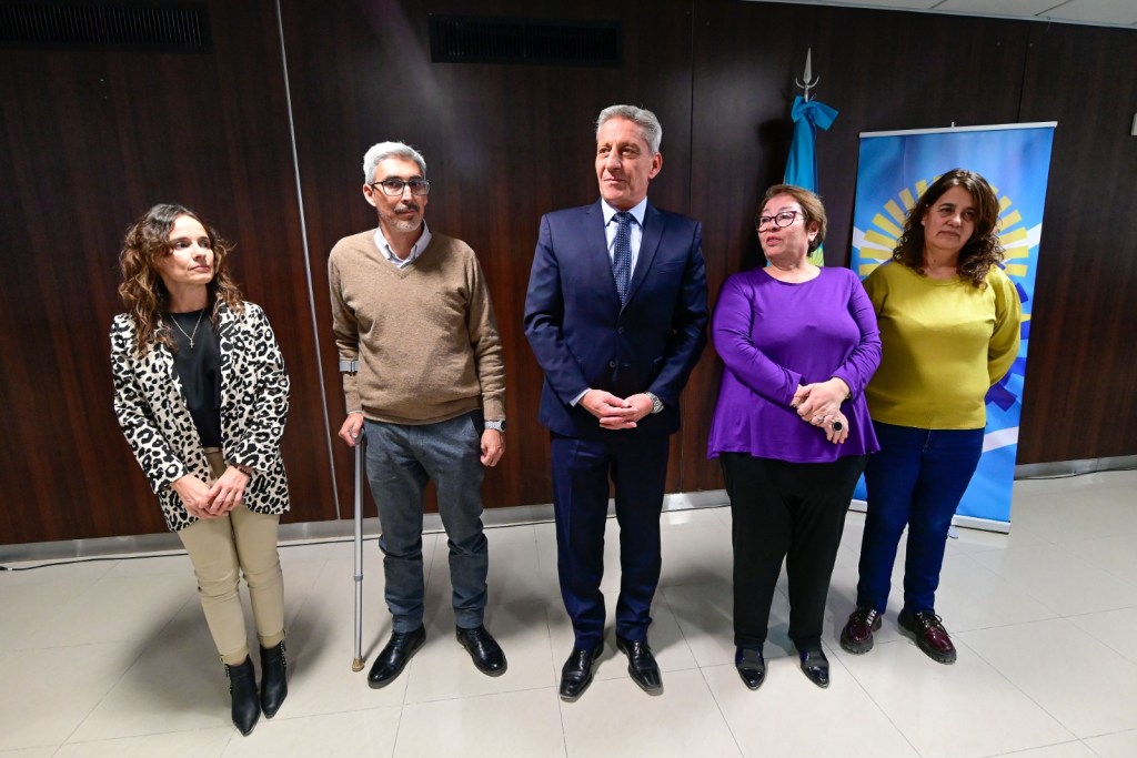 Entregaron moderno equipamiento a los Hospitales de Esquel, Puerto Madryn y Corcovado por más de 30 millones de&nbsp;pesos