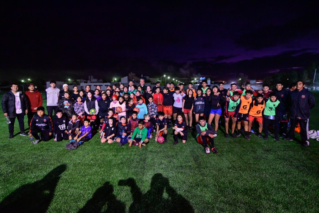 Arcioni recorrió el Club Independiente de Trelew y supervisó la finalización de las obras que Provincia ejecutó por más de 39 millones de&nbsp;pesos