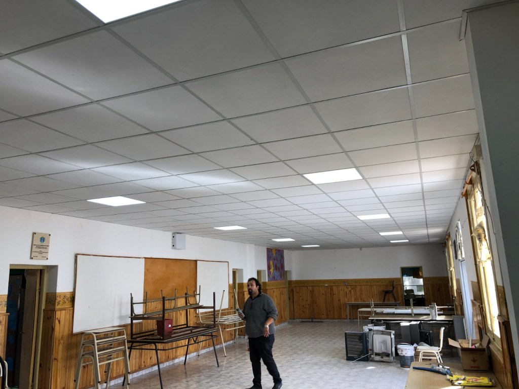 Refaccionan escuelas en Alto Río Senguer y Comodoro&nbsp;Rivadavia