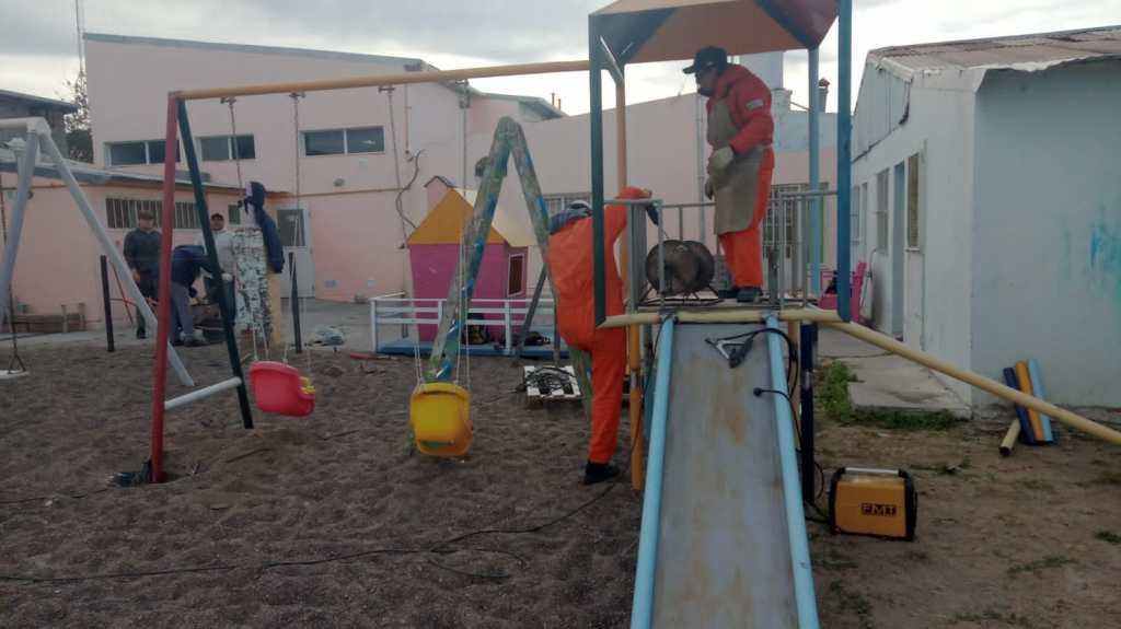 Rawson realiza trabajos de mantenimiento y refacción en el CAF Ruca&nbsp;Cumelén