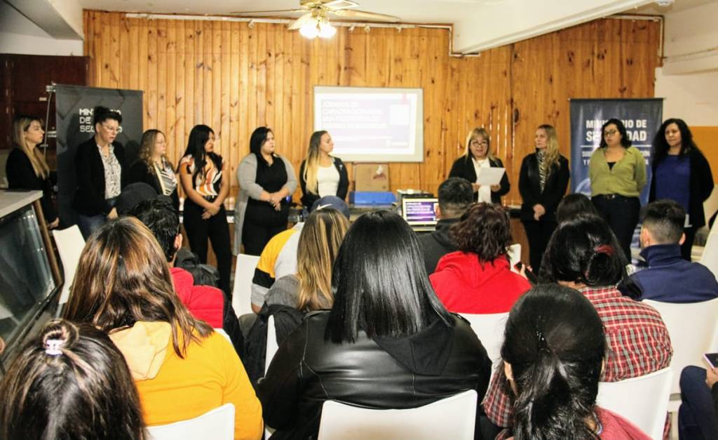 Capacitan al personal de la Administración Pública en perspectiva de género 