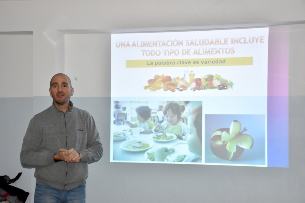 El Municipio de Trelew brindó una charla sobre alimentación saludable en la&nbsp;infancia