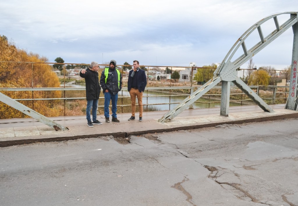 Comienzan trabajos de reparación en la Avenida Libertad, en el ingreso a&nbsp;Rawson