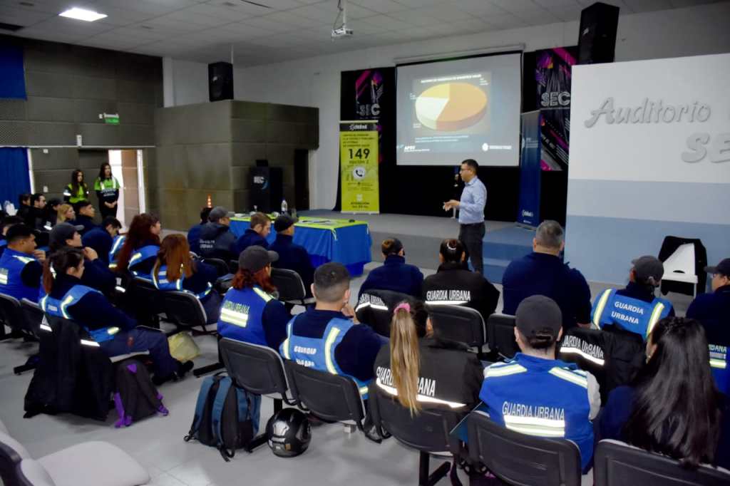 Agentes de Guardia Urbana de Trelew se capacitaron en Legislación y Procedimientos en Seguridad&nbsp;Vial