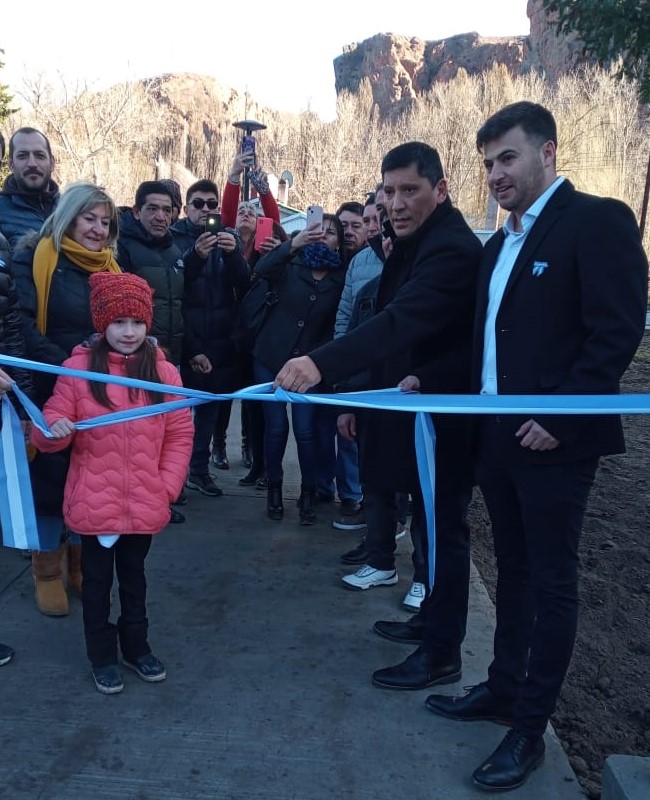 Con inauguraciones y entrega de aportes, Provincia acompañó el 72° aniversario del Dique Florentino&nbsp;Ameghino