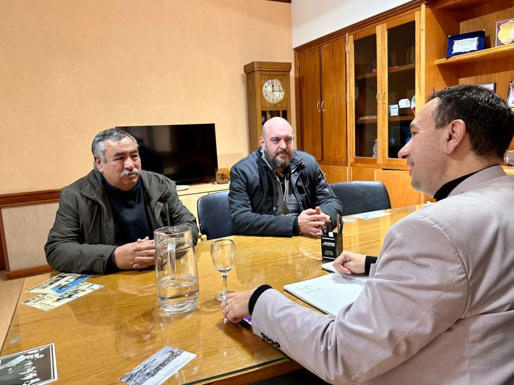 Maderna recibió a Hugo Alfredo Baeza por su jubilación tras 32 años de servicio en el&nbsp;Municipio