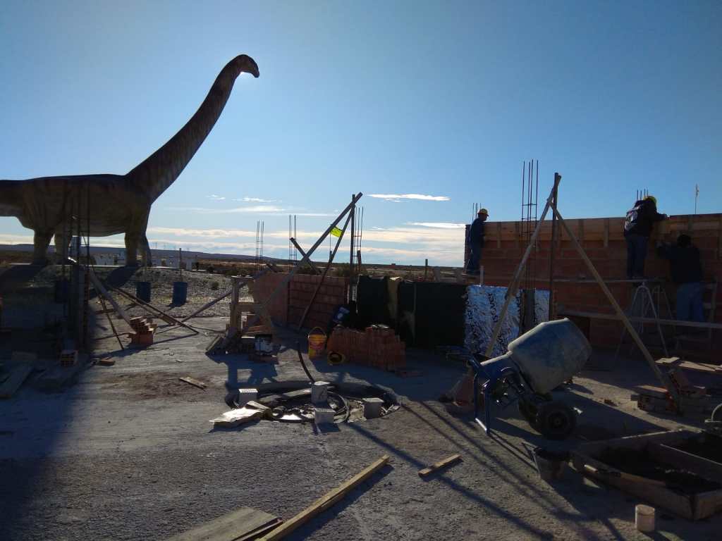 Avanza la obra del Centro de Visitantes del Patagotitan