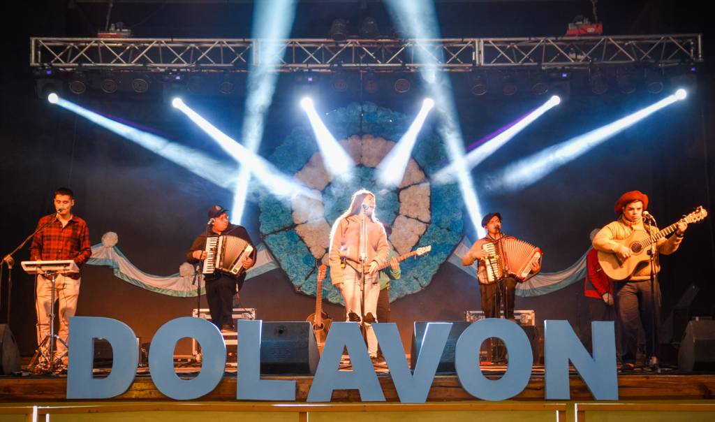 FOTOS | La Fiesta del Chamamé y la Torta Frita sigue con el Día de la Independencia para celebrarlo en&nbsp;Dolavon