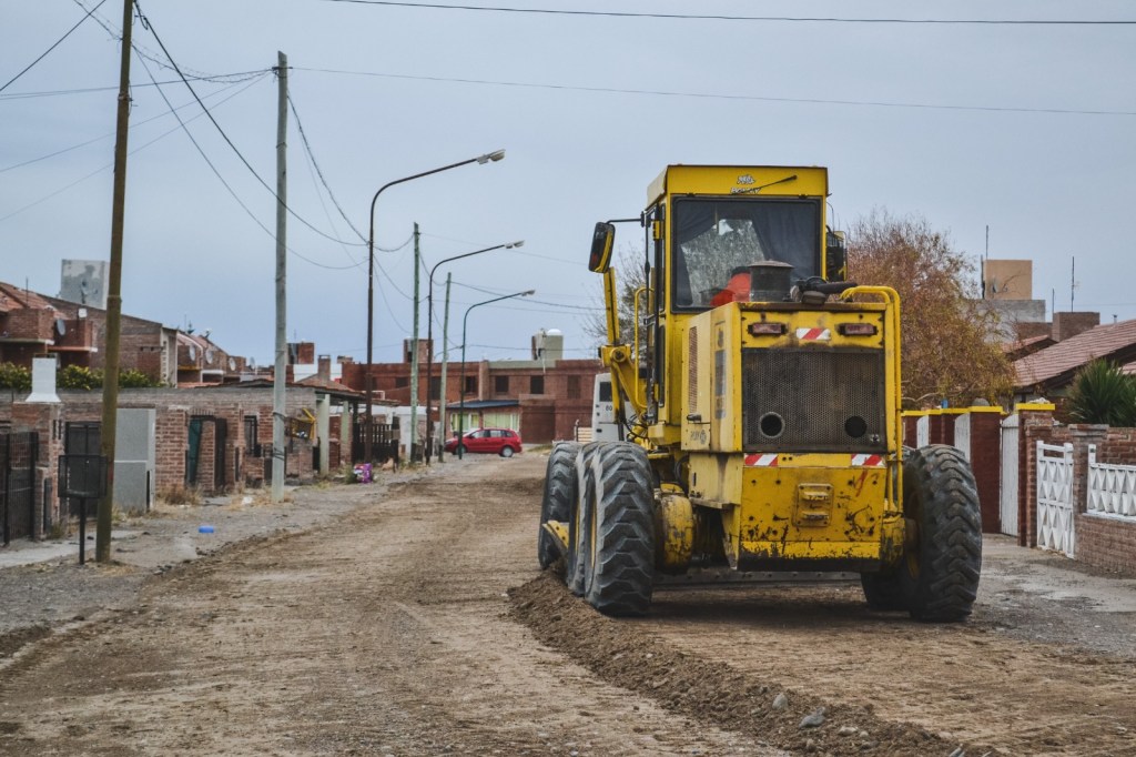 Intenso trabajo de acondicionamiento de calles en la zona de Ribera Norte, en Playa&nbsp;Unión