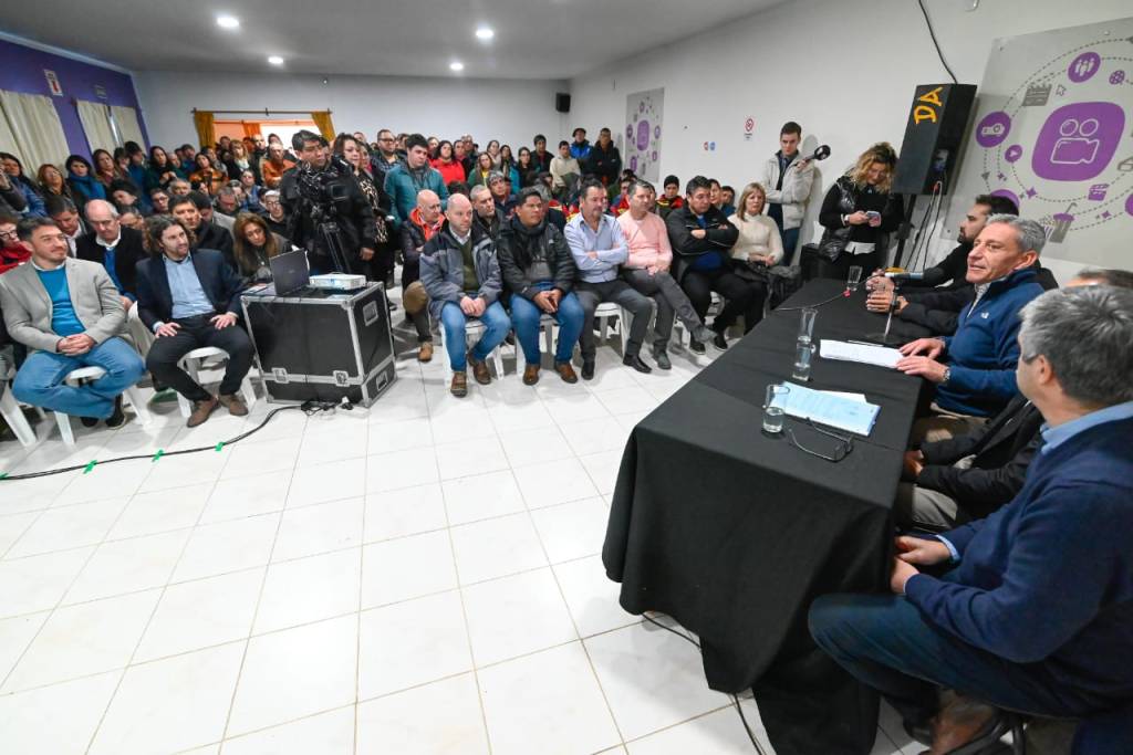 Arcioni presentó el proyecto de biomasa forestal y aseguró que “Chubut está siendo pionera en materia&nbsp;energética”