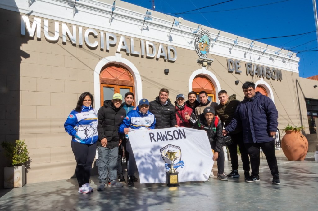 Biss recibió a la Selección de fútbol barrial de Rawson luego de consagrarse campeona del Torneo Provincial de&nbsp;Selecciones