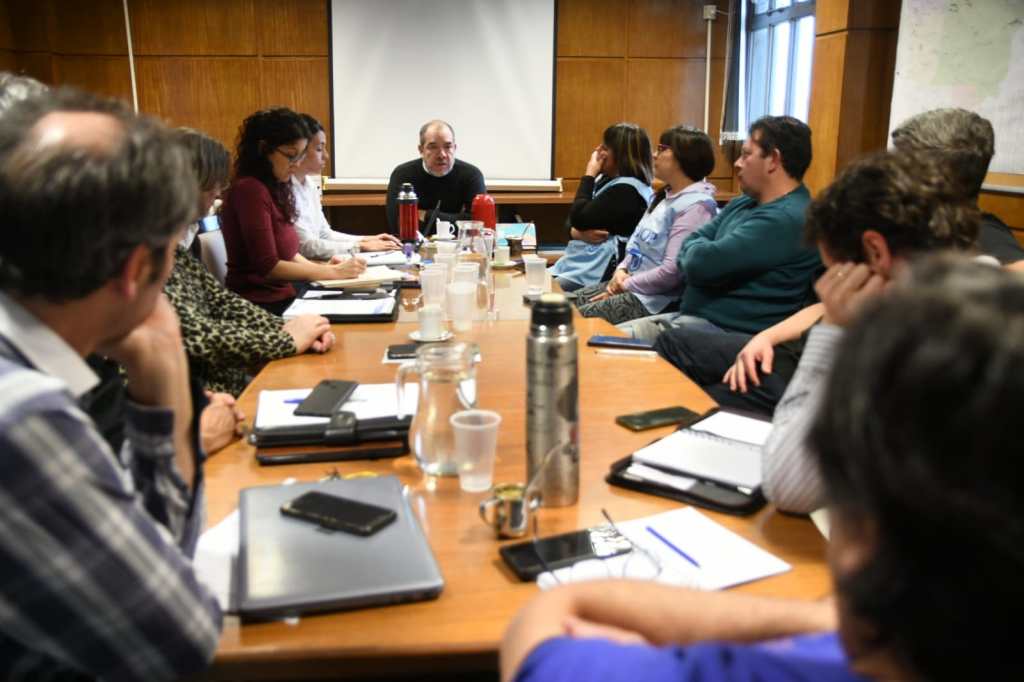 Paritaria docente: El Gobierno Provincial propuso un aumento del 35% para el segundo&nbsp;semestre