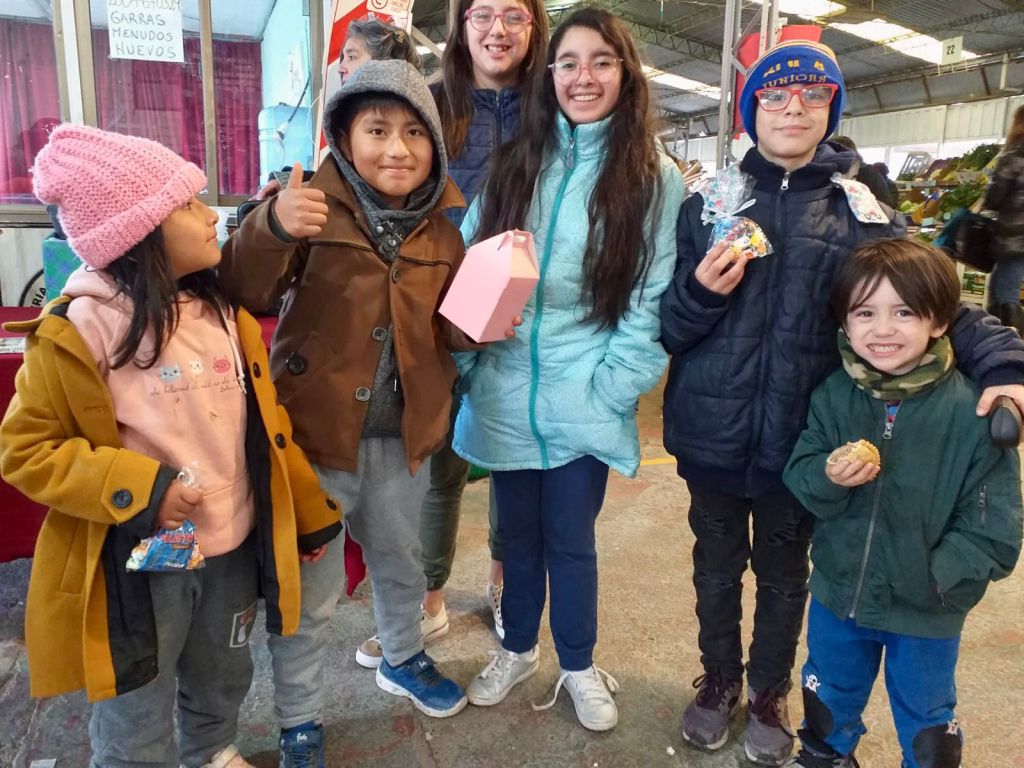 El Municipio de Trelew entregó canastas sorteadas en la Feria Trelew&nbsp;Primero