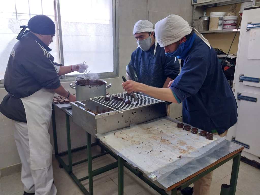 Salud: Provincia puso en valor emprendimientos productivos para Personas con Discapacidad de la&nbsp;Cordillera