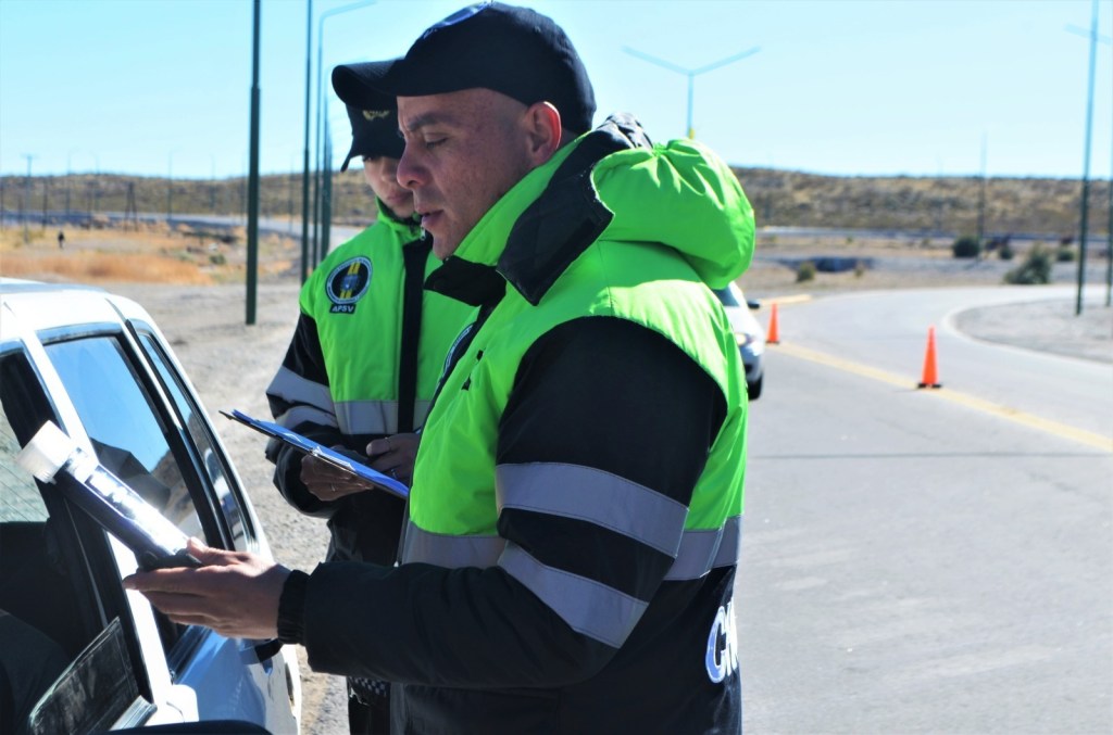 La Agencia Provincial de Seguridad Vial retiró a 43 conductores de la vía pública y controló a más de 8 mil vehículos durante el fin de&nbsp;semana