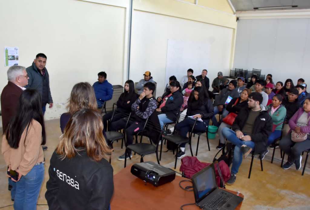 Se realizó en Trelew taller sobre  manejo  integrado de  plagas  hortícolas y la Ley de Agrioquímicos 