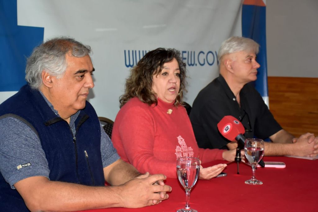 Cultura de Trelew presentó nuevo taller para ciegos y disminuidos&nbsp;visuales