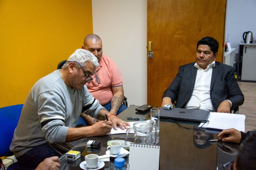 Provincia acordó un aumento salarial para trabajadores de Obras&nbsp;Sanitarias